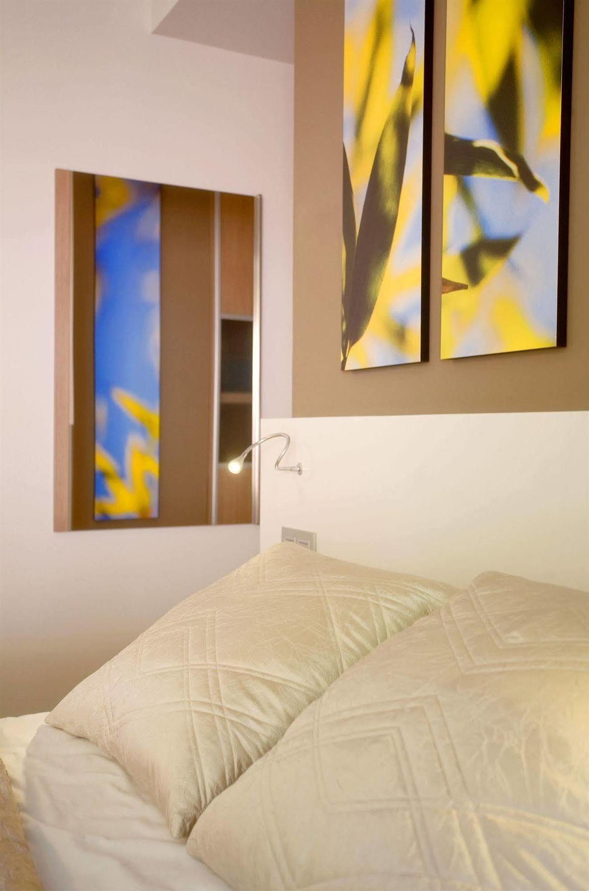 Hotel La Sequia Molinar Campdevánol المظهر الخارجي الصورة